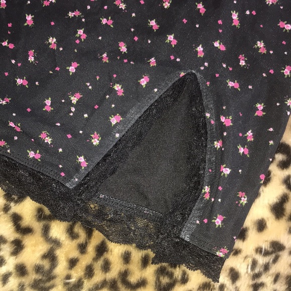 Floral Summer Dress - Picture 7 of 10